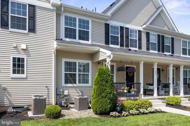 1403 LEXINGTON MEWS #1403, Swedesboro, NJ 08085