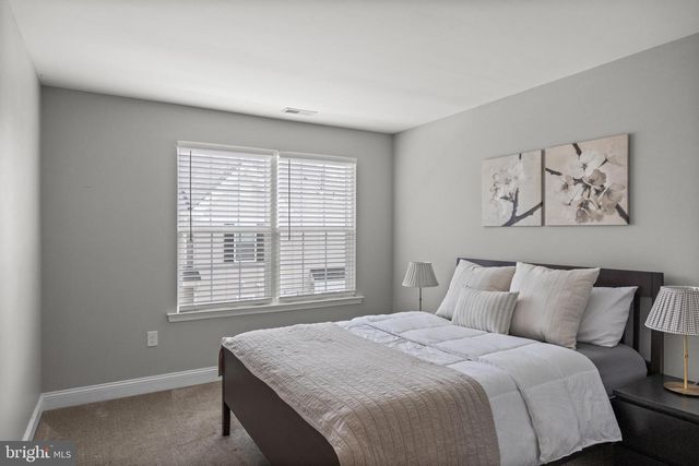 1403 LEXINGTON MEWS #1403, Swedesboro, NJ 08085