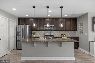 1403 LEXINGTON MEWS #1403, Swedesboro, NJ 08085