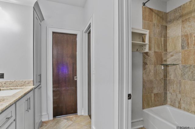 13579 Bluff Point Dr, Geismar, LA 70734