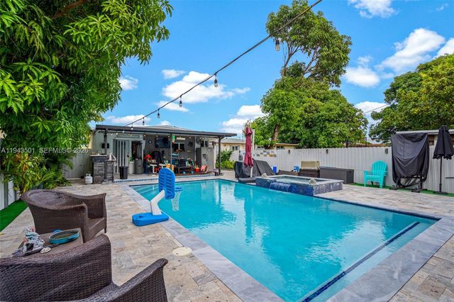 864 E 29th Street, Hialeah, FL 33013