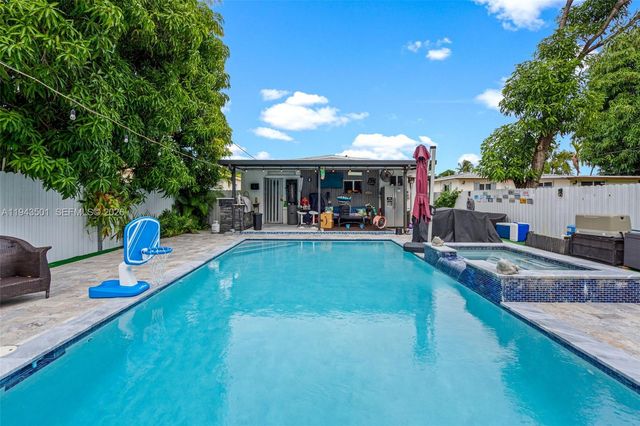 864 E 29th Street, Hialeah, FL 33013