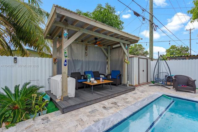 864 E 29th Street, Hialeah, FL 33013