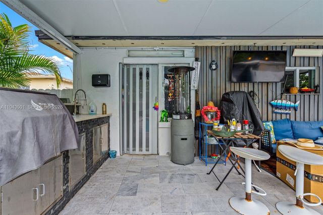 864 E 29th Street, Hialeah, FL 33013