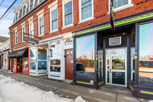 282 Central Ave Apt 10, Dover, NH 03820