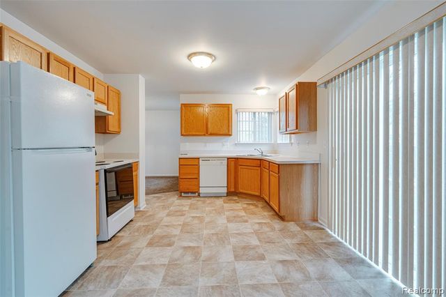 4154 Strathmore Lane, Canton, MI 48188