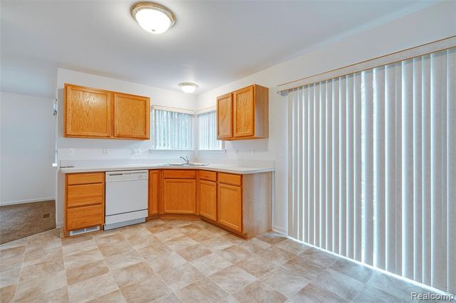 4154 Strathmore Lane, Canton, MI 48188