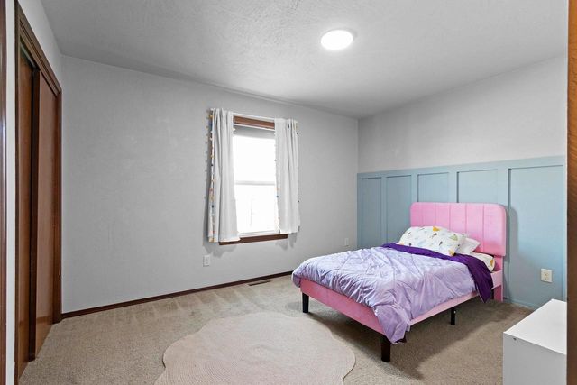 1416 MERA LANE, Kaukauna, WI 54130