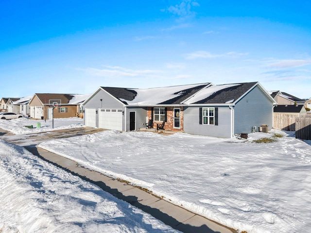 1416 MERA LANE, Kaukauna, WI 54130