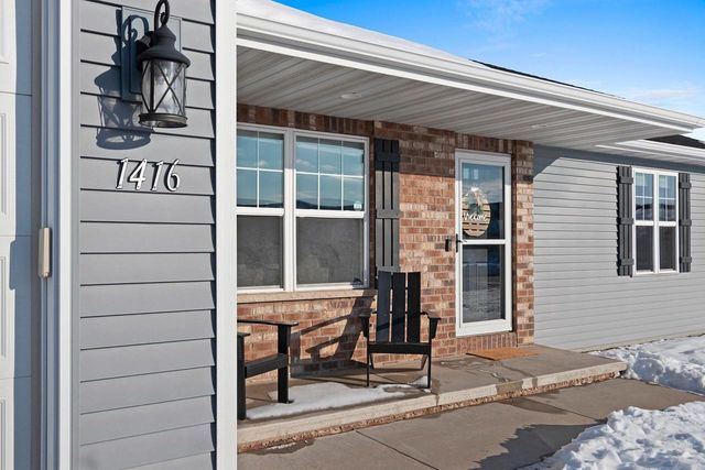 1416 MERA LANE, Kaukauna, WI 54130