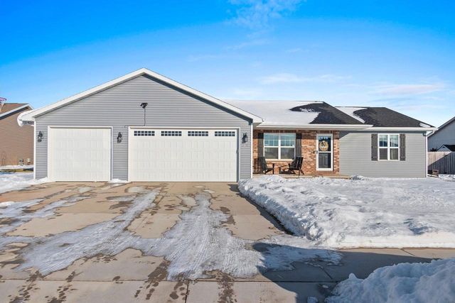 1416 MERA LANE, Kaukauna, WI 54130