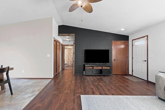 1416 MERA LANE, Kaukauna, WI 54130