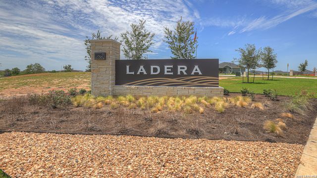 2125 WINDFLOWER LANE, Luling, TX 78648