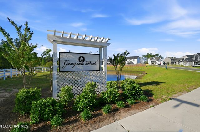 5712 Orchardgrass Road, Leland, NC 28451