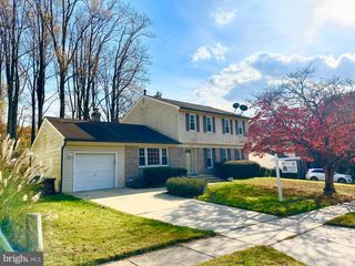 1609 WINDING WAYE LN, Silver Spring, MD 20902