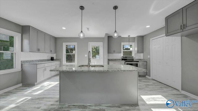 4203 Irondale Drive NW, Huntsville, AL 35810