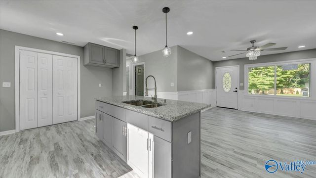 4203 Irondale Drive NW, Huntsville, AL 35810