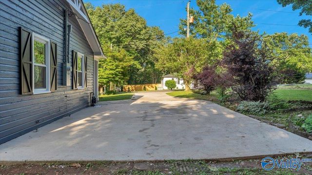 4203 Irondale Drive NW, Huntsville, AL 35810