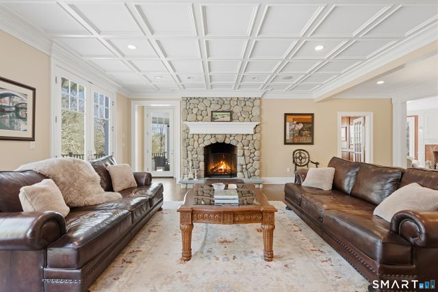 278 North Avenue, Westport, CT 06880