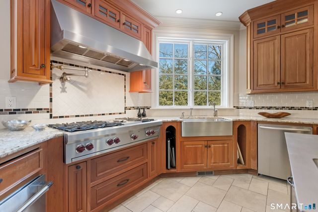 278 North Avenue, Westport, CT 06880