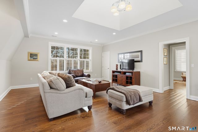 278 North Avenue, Westport, CT 06880