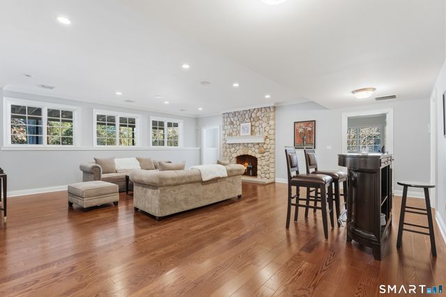 278 North Avenue, Westport, CT 06880