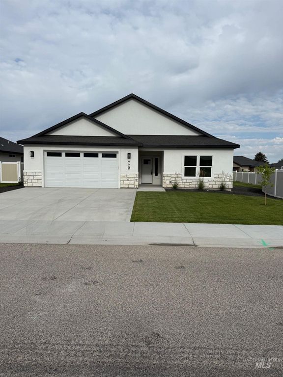 720 Irene, Kimberly, ID 83341