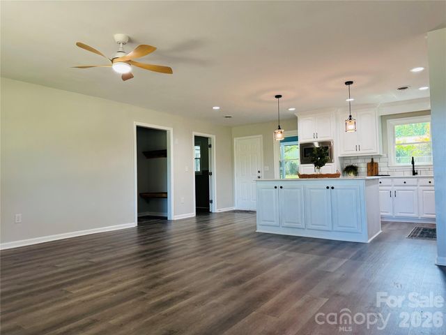 1819 Bankett Avenue, Salisbury, NC 28146