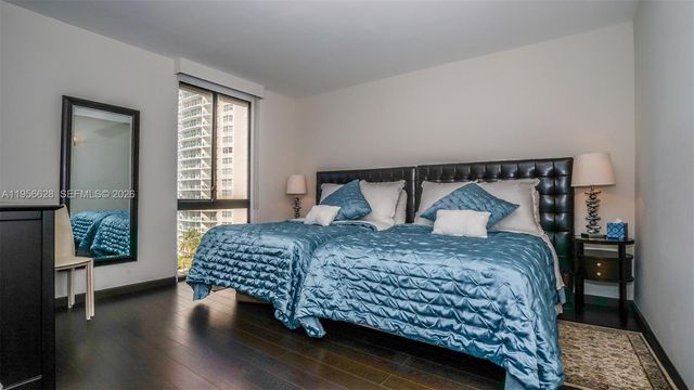 20191 E Country Club Dr 901, Aventura, FL 33180