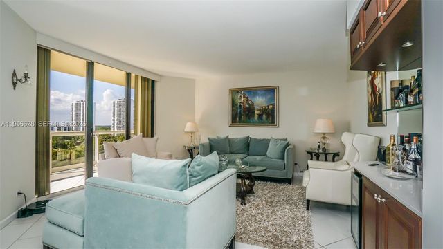 20191 E Country Club Dr 901, Aventura, FL 33180