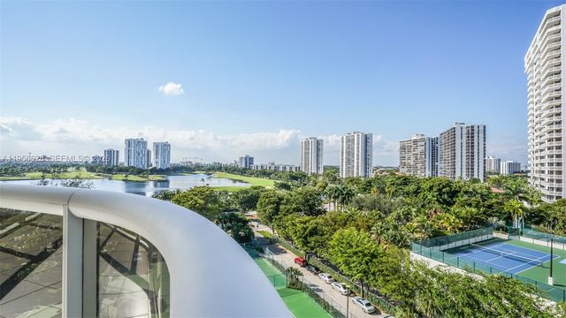 20191 E Country Club Dr 901, Aventura, FL 33180