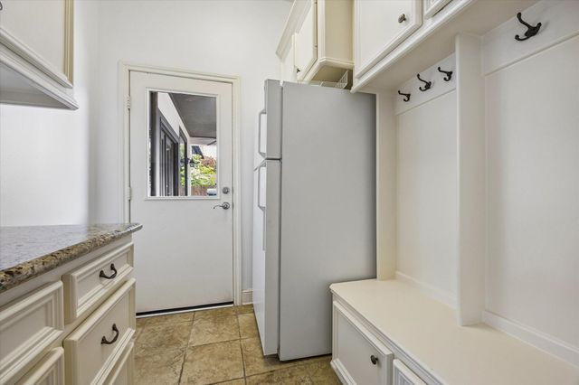 4523 Maple Street, Bellaire, TX 77401
