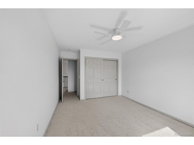 1 Snowy Owl Ln, Littleton, CO 80127