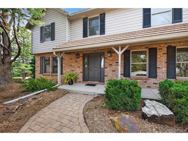 1 Snowy Owl Ln, Littleton, CO 80127