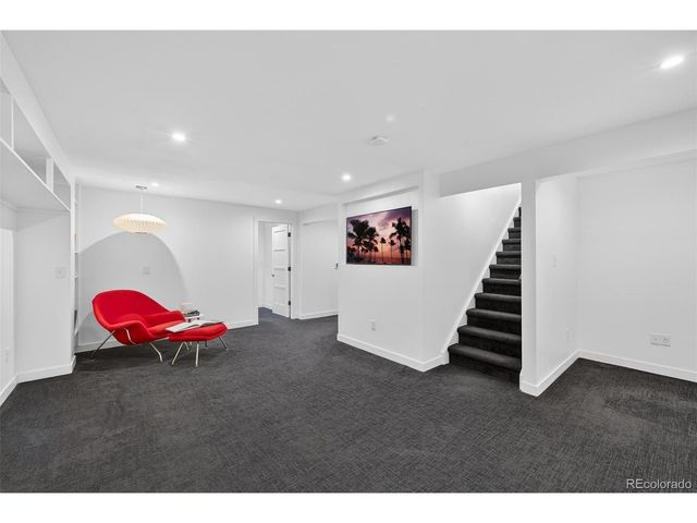 1 Snowy Owl Ln, Littleton, CO 80127