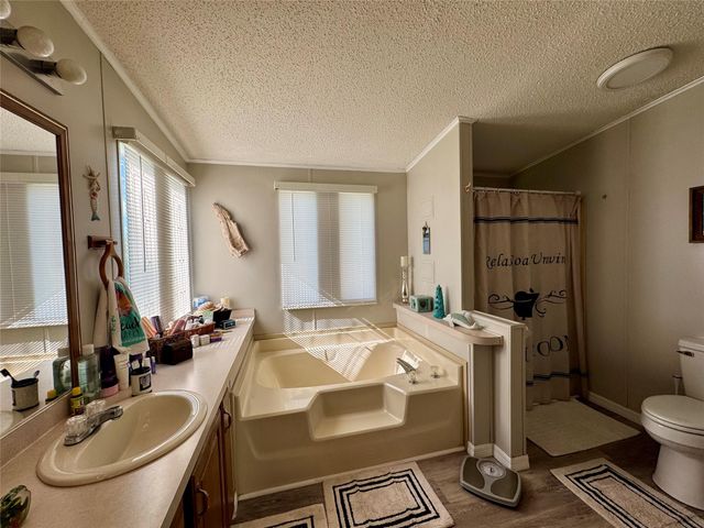 19580 NW 80th Dr, Okeechobee, FL 34972