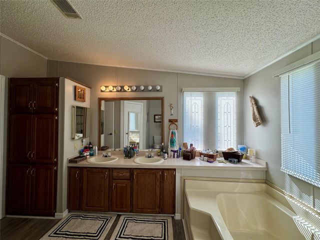 19580 NW 80th Dr, Okeechobee, FL 34972