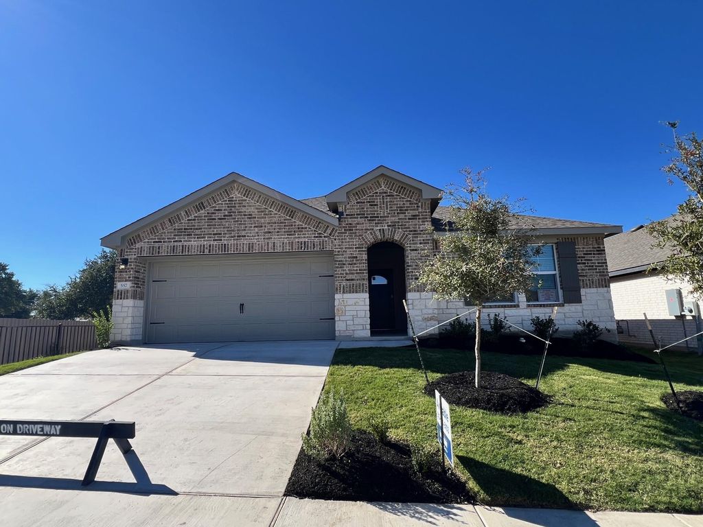557 Osprey DR, Leander, TX 78641
