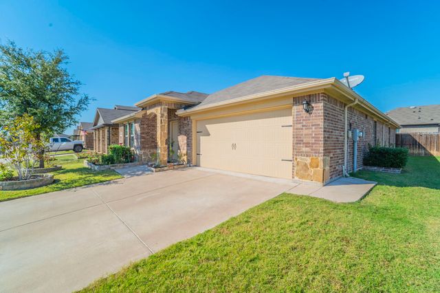 817 Horton Street, Fate, TX 75189