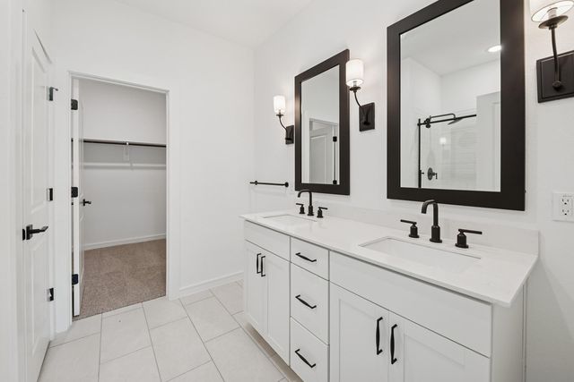 7722 Jade Crest Drive, Angleton, TX 77515
