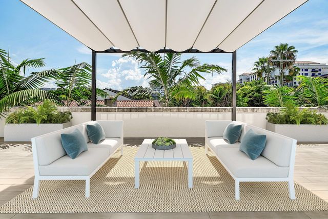 475 E Royal Palm Road 206, Boca Raton, FL 33432