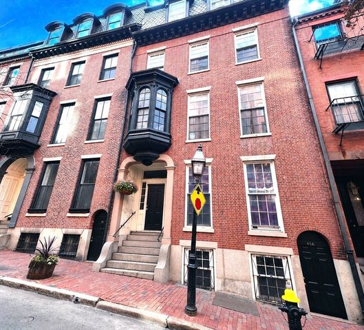 45A Hancock St A, Boston, MA 02114