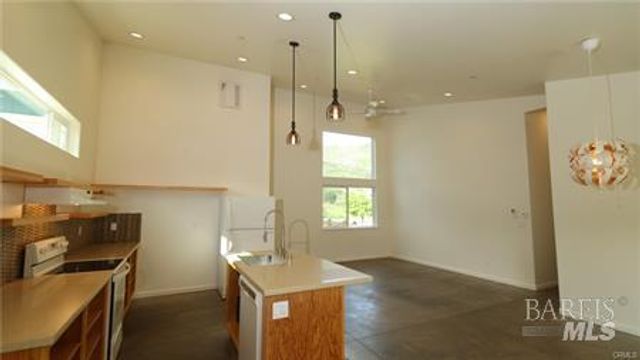 12062 Mead, Middletown, CA 95461