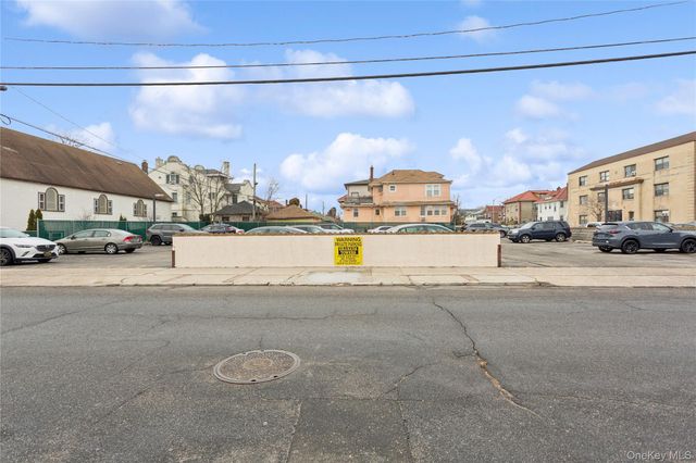 310 Riverside Boulevard 1H, Long Beach, NY 11561