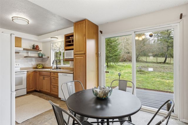 3050 NE Sawdust Hill Road, Poulsbo, WA 98370