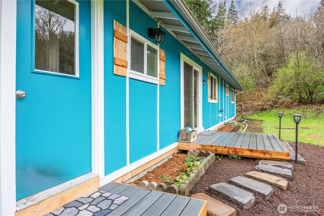 3050 NE Sawdust Hill Road, Poulsbo, WA 98370