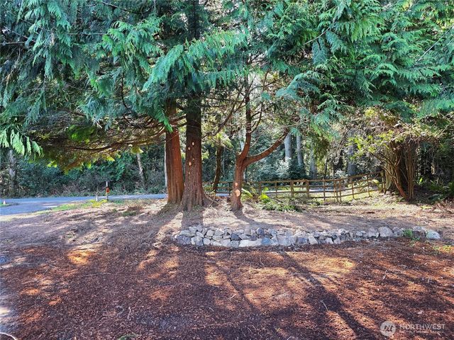 3050 NE Sawdust Hill Road, Poulsbo, WA 98370