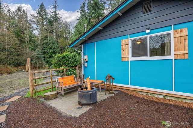 3050 NE Sawdust Hill Road, Poulsbo, WA 98370