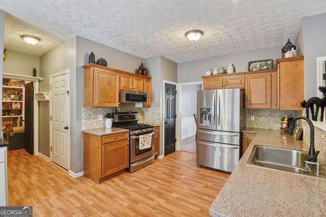 120 Hollow Springs Drive, Hiram, GA 30141