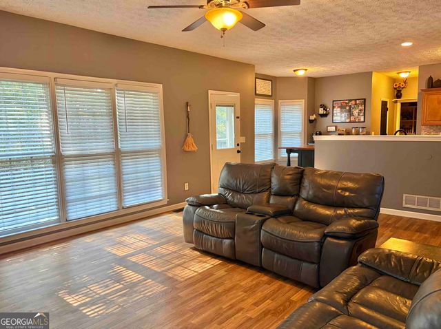 120 Hollow Springs Drive, Hiram, GA 30141